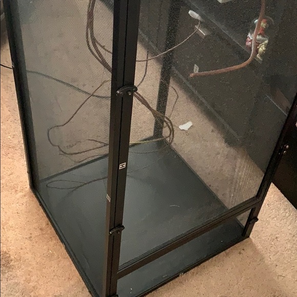 Reptile Cage - Picture 3 of 3